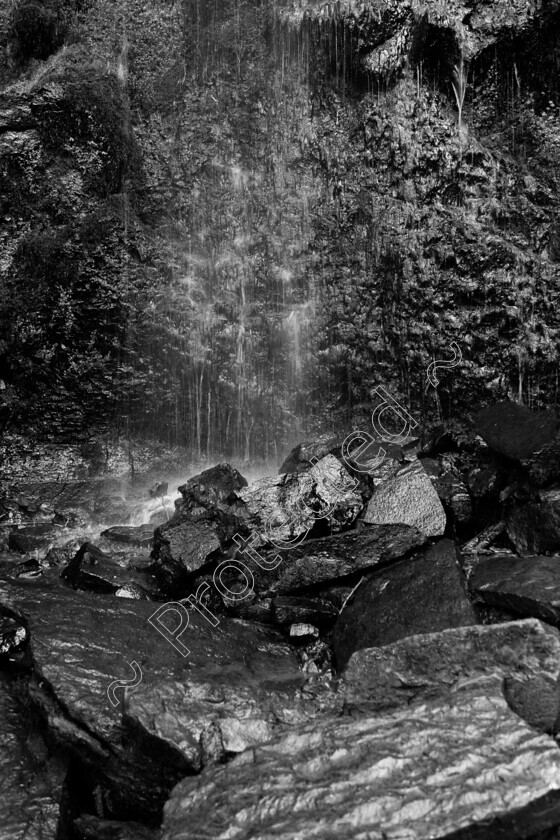 waterfalls-06 BW 
 Keywords: hull photographers, photography gift, photography gift ideas, waterfalls, kevin greene photography, photography, professional photography services, photographers, photography vouchers, waterfalls north yorkshire, landscape photography tuition, photography tuition, photographers near me