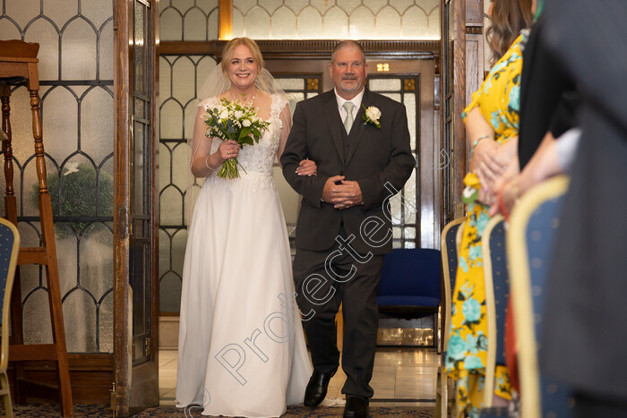 wedding 000104 
 One early summer wedding at Guildhall in Hull and onwards to Lazatt, Cottingham 
 Keywords: Kevin Greene Photography, photographers, photography, weddings, wedding photos, wedding photographers, weddings hull, weddings Yorkshire, bridal photography, casual wedding photography, Kevin Greene hull, hull weddings, hull wedding photographers, wedding venues, wedding venues Hull, Guildhall Hull, Lazatt Cottingham