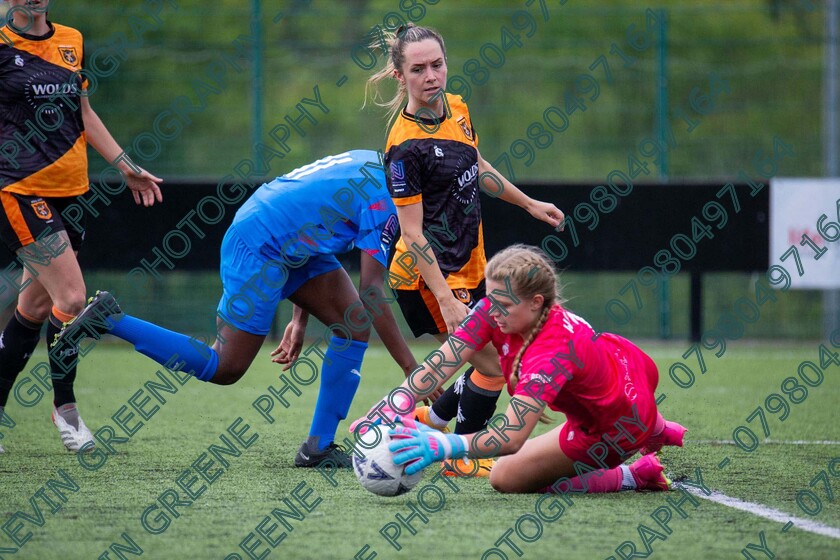 hullcityladiesfc sportphotography kevingreenephotography 0220 
 A last second penalty for Stockport County left the score 1-1 
 Keywords: photographers, photographers hull, hull photographers, photographers near me, freelance photographers, photographers who travel, yorkshire photographers, kevin greene photography, kevin greene photography highly commended small business award 2022, commercial photographers, events photographers, virtual photoshoots