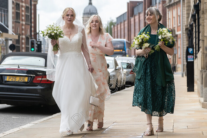 wedding 00086 
 One early summer wedding at Guildhall in Hull and onwards to Lazatt, Cottingham 
 Keywords: Kevin Greene Photography, photographers, photography, weddings, wedding photos, wedding photographers, weddings hull, weddings Yorkshire, bridal photography, casual wedding photography, Kevin Greene hull, hull weddings, hull wedding photographers, wedding venues, wedding venues Hull, Guildhall Hull, Lazatt Cottingham